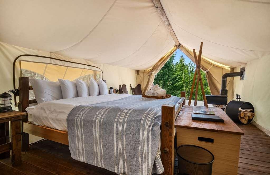 Under Canvas Acadia Surry Δωμάτιο φωτογραφία